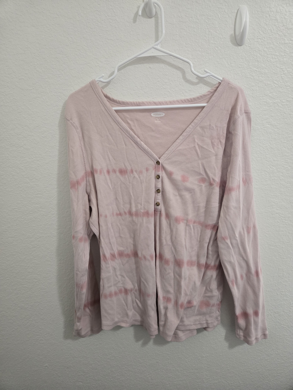 Old Navy Light Pink Striped Tie-Dye Henley Long Sleeve Top